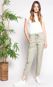 Pink Martini | The Allegra Pants | Green