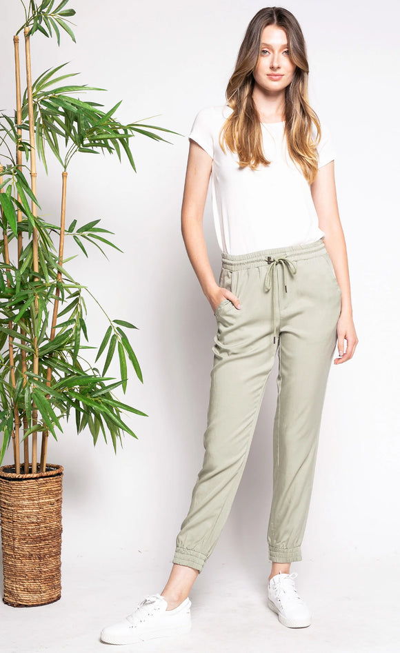Pink Martini | The Allegra Pants | Green