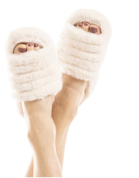 Katydid | Faux Fur Slippers | Cream